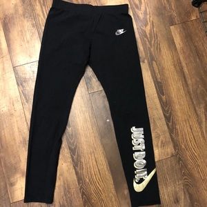 Nike leggings